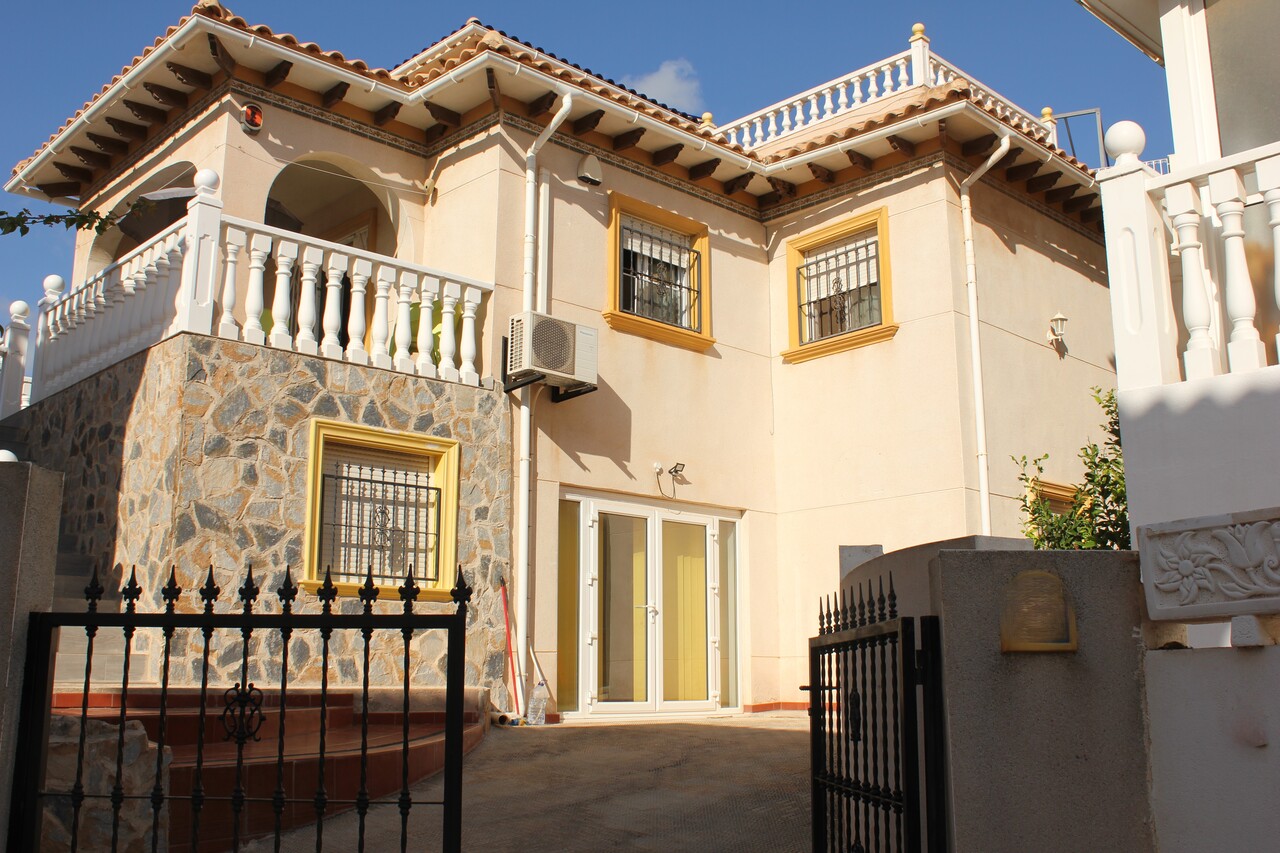 25j324x0241.jpg