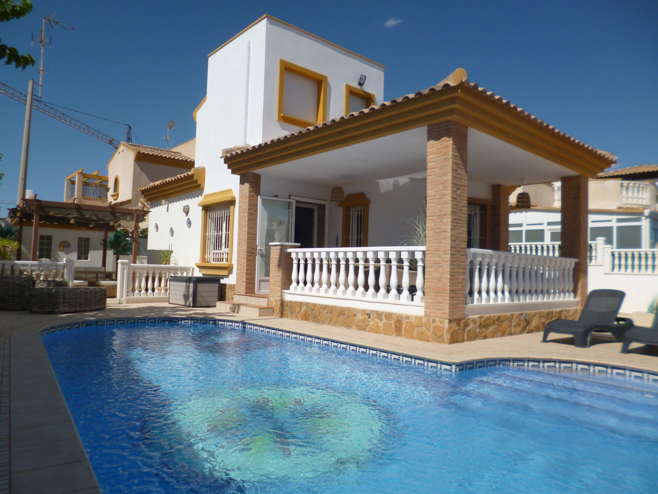 3657-villa-for-sale-in-pilar-de-la-horadada-2038454-large.jpg