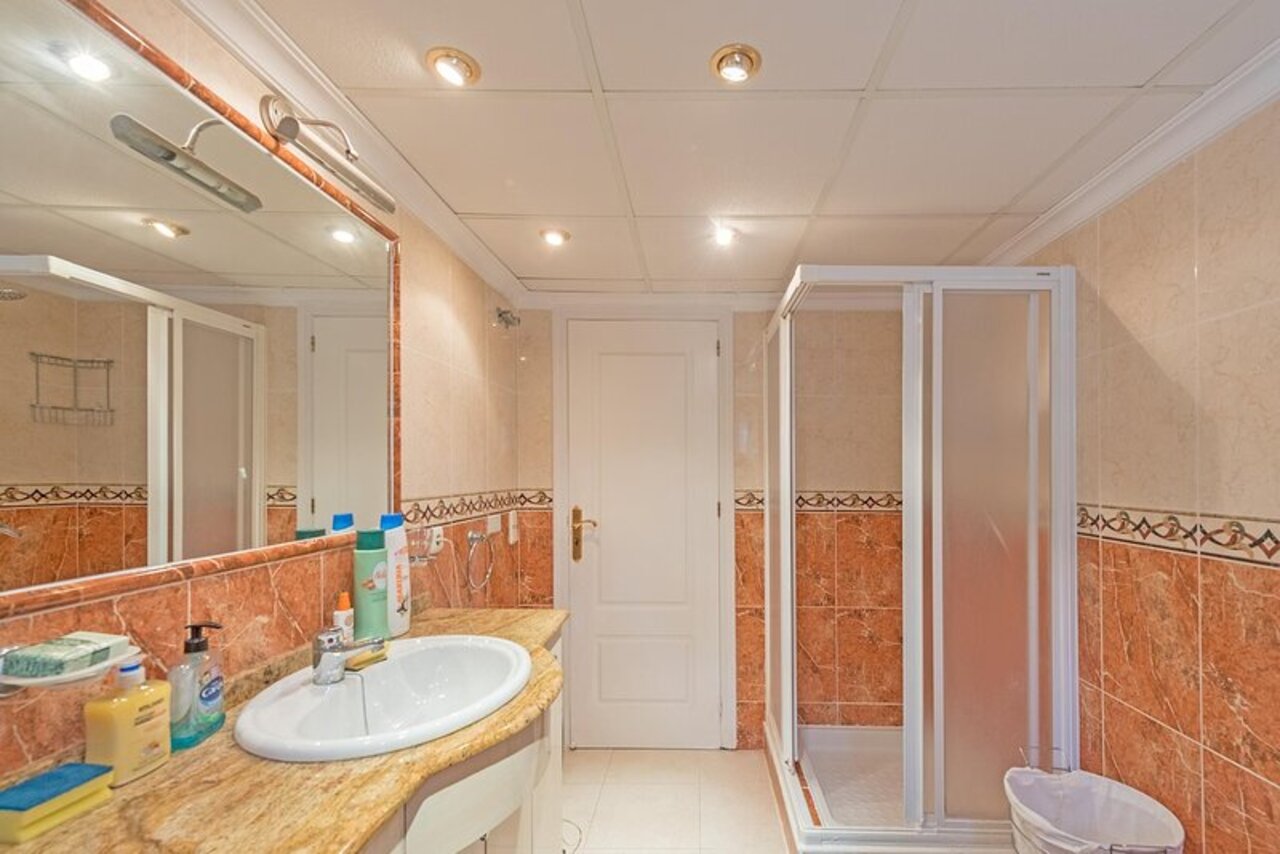 3661-villa-for-sale-in-la-murada-2062943-large.jpg