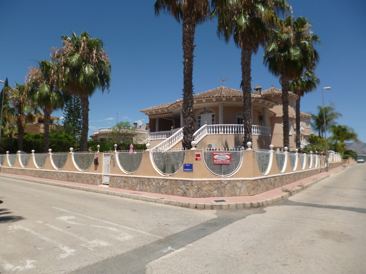 3661-villa-for-sale-in-la-murada-2062961-large.jpg