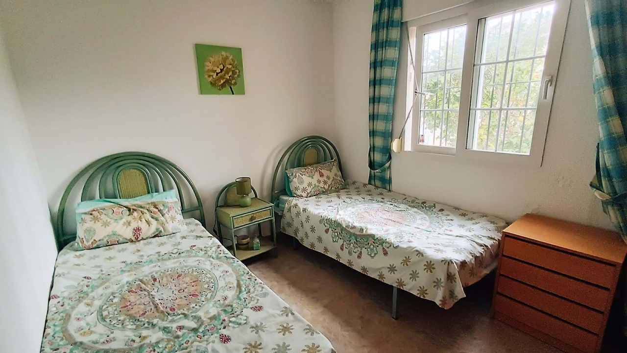 4726-semi-detached-villa-for-sale-in-playa-flamenca-2844331-large.jpg