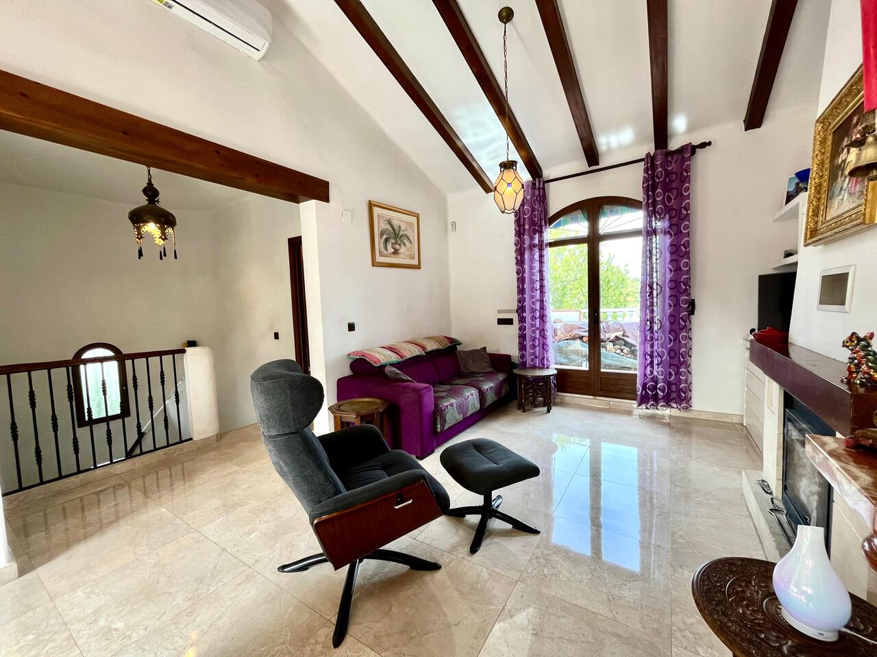 4851-villa-for-sale-in-villamartin-2889433-large.jpg