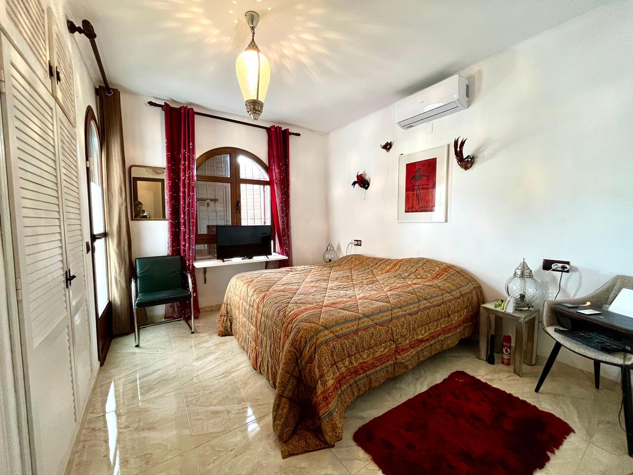 4851-villa-for-sale-in-villamartin-2889457-large.jpg