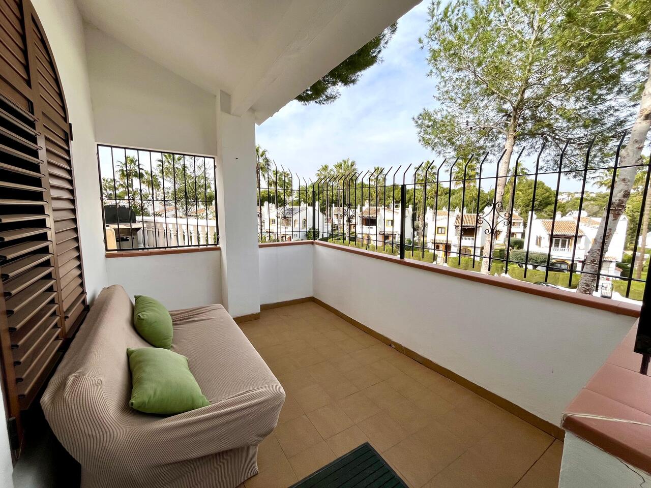 4851-villa-for-sale-in-villamartin-2889459-large.jpg