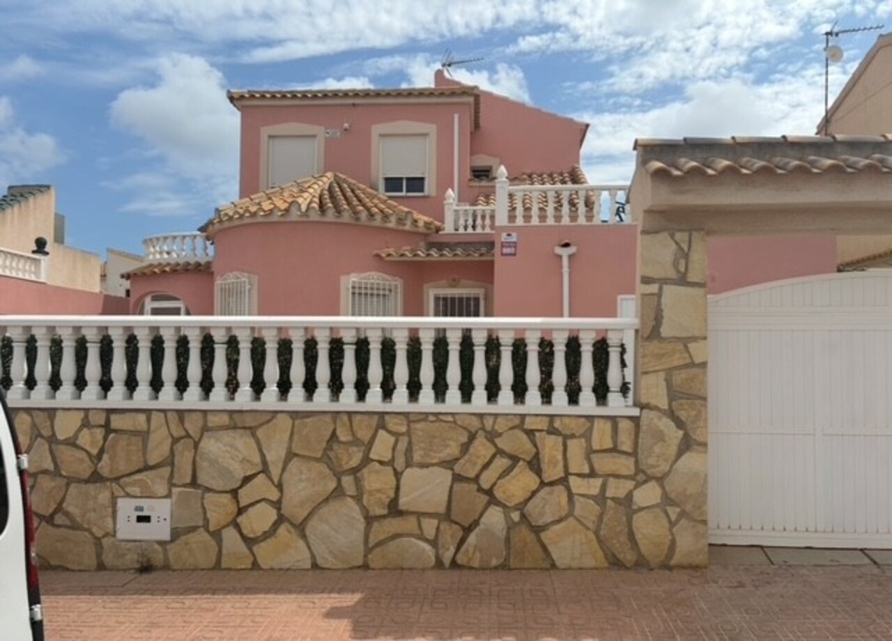 5009-villa-for-sale-in-play-flamenca-2933889-large.jpg