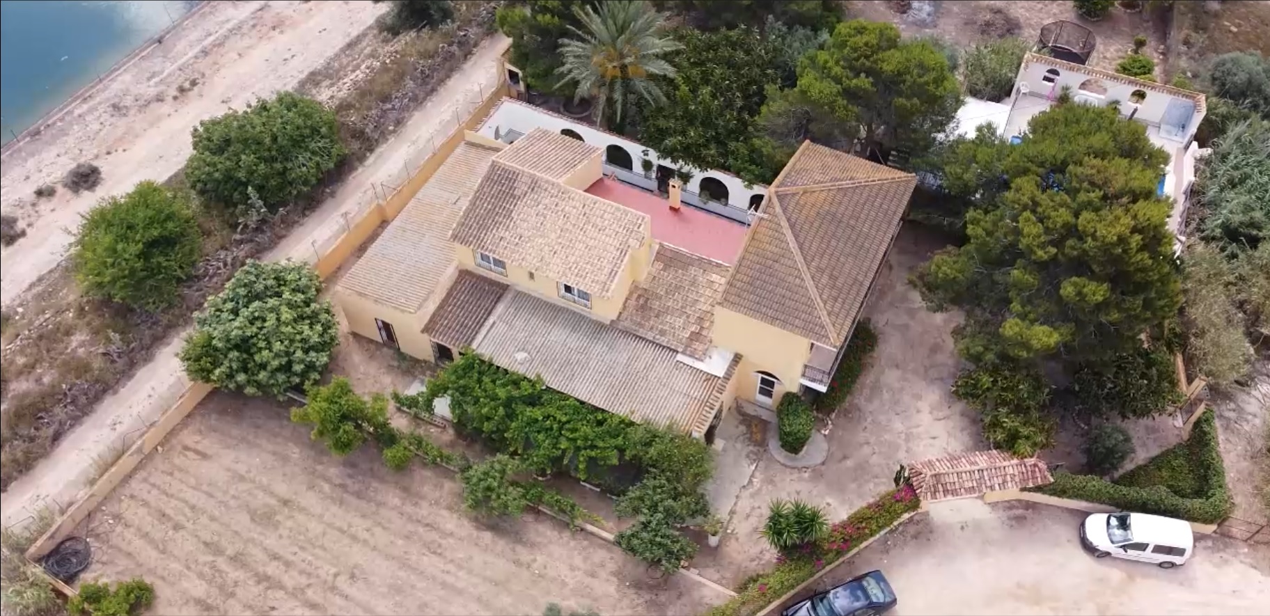 Finca-Los-Montesinos.jpg