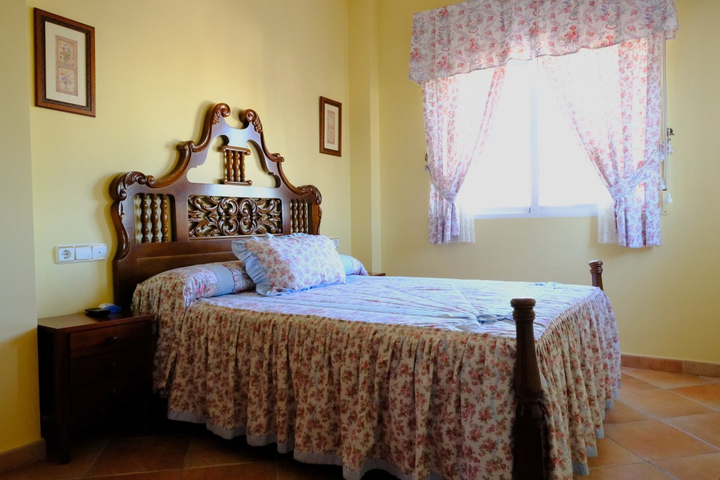 o_1hn08gn8898penh1a6cooc7156l.jpg