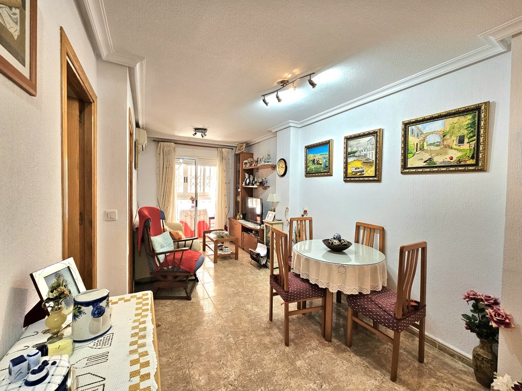 xlarge_BZJAAP2062_62694_V0_0E5F.jpg