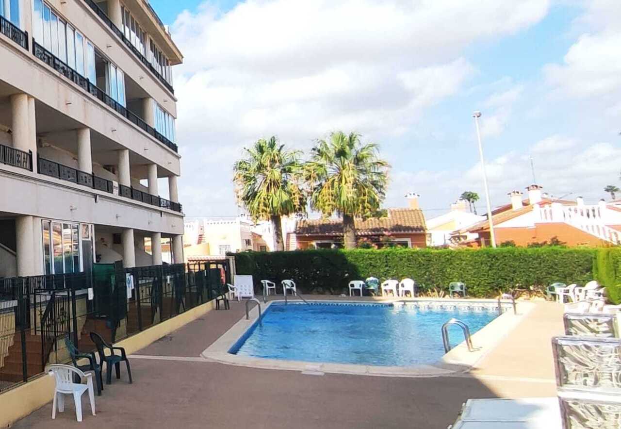 5577-apartment-for-sale-in-play-flamenca-3086305-large.jpg