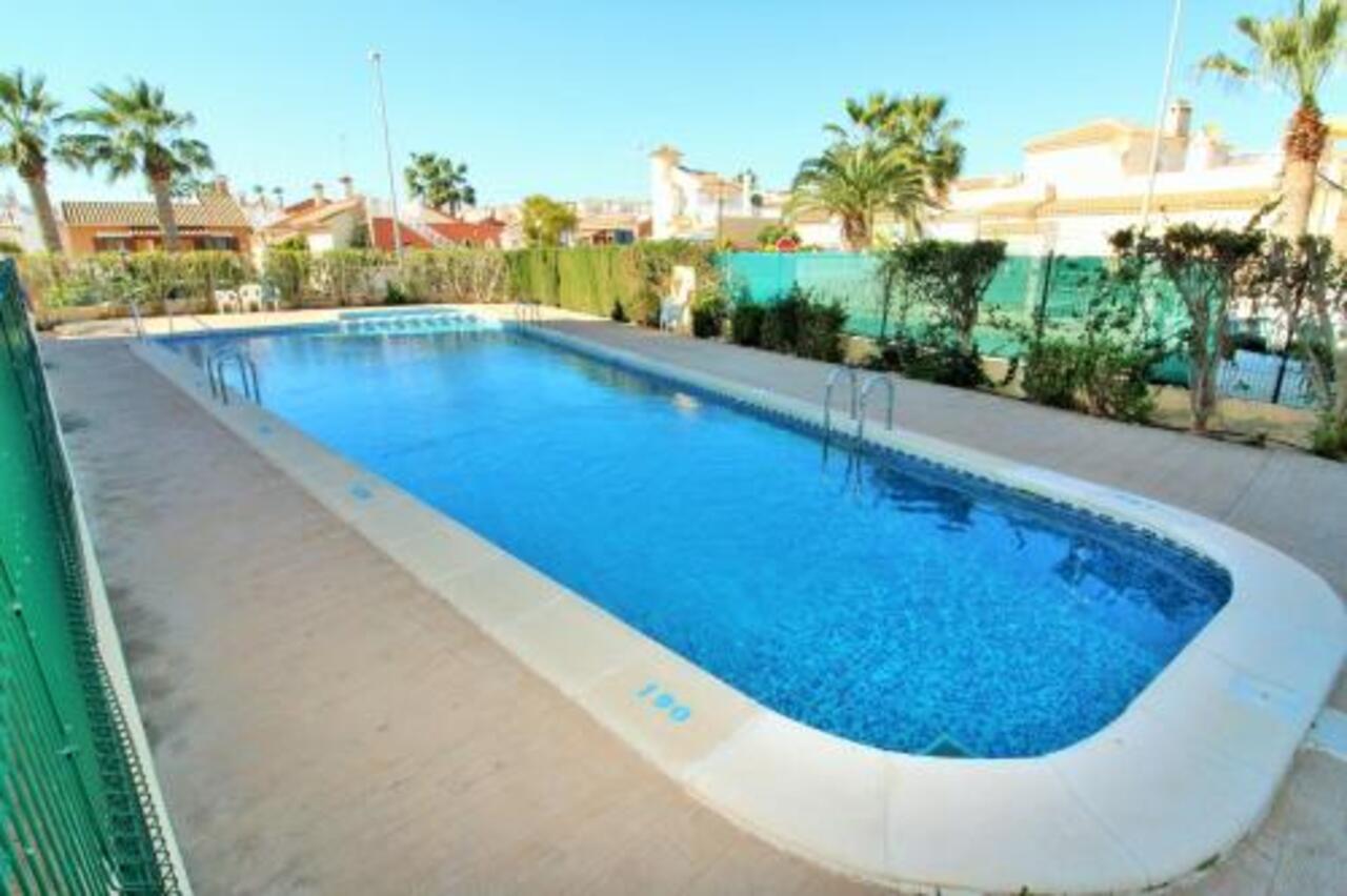 5577-apartment-for-sale-in-play-flamenca-3086316-large.jpg