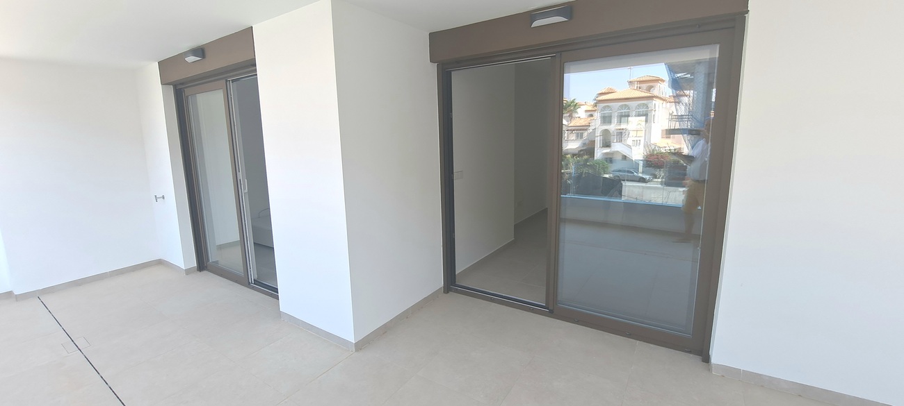 apartment-playa-flamenca-spsdx205-5.jpg