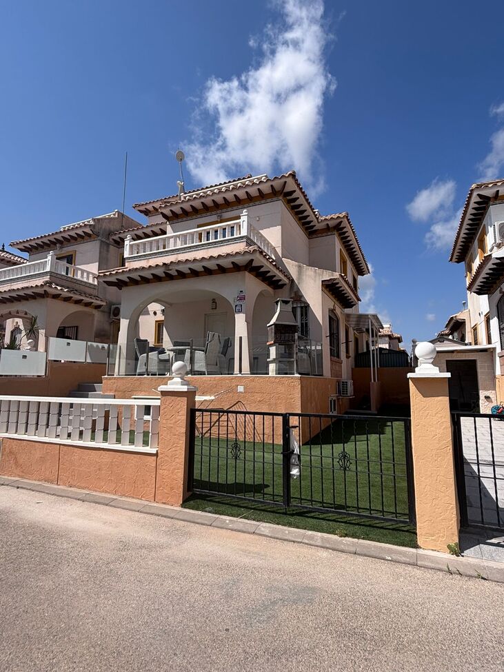 quad-house-orihuela-costa-spsdx209-1.jpg