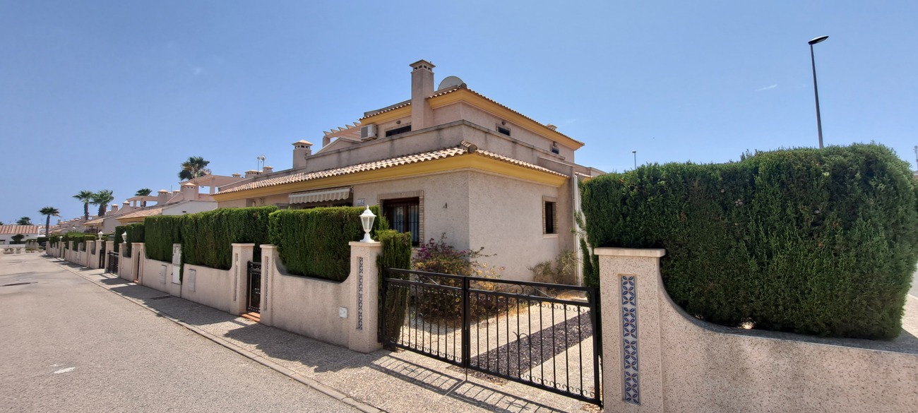 quad-house-villamartin-spsdx203-1.jpg