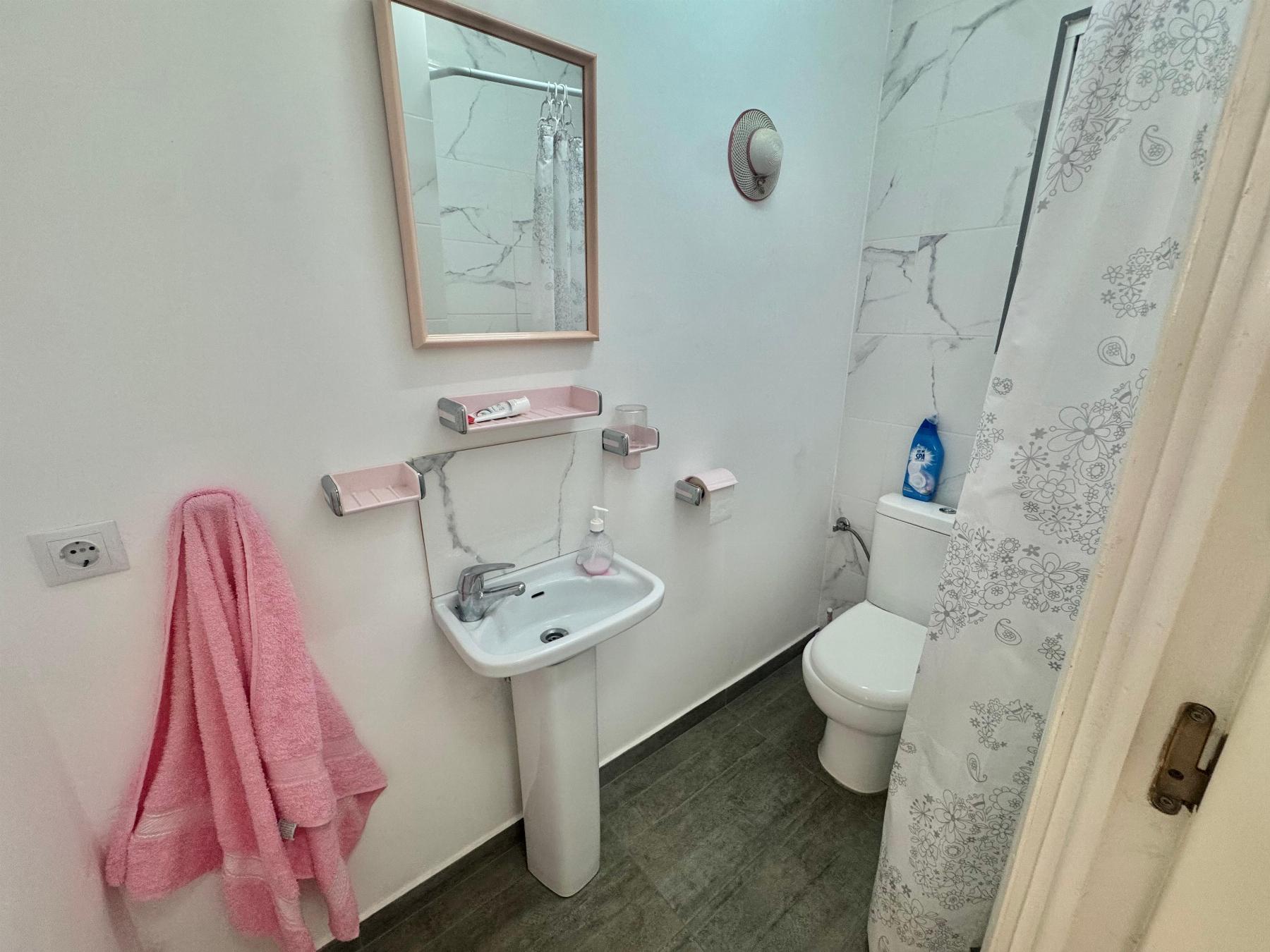 2187_o_1j35qkp6a6mh1soa193j1m3emdr17-1.jpg