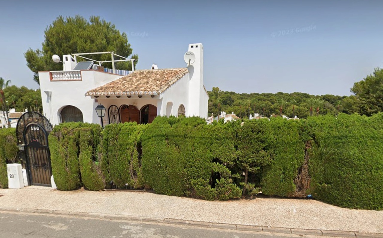 4851-villa-for-sale-in-villamartin-2889468-large.jpg