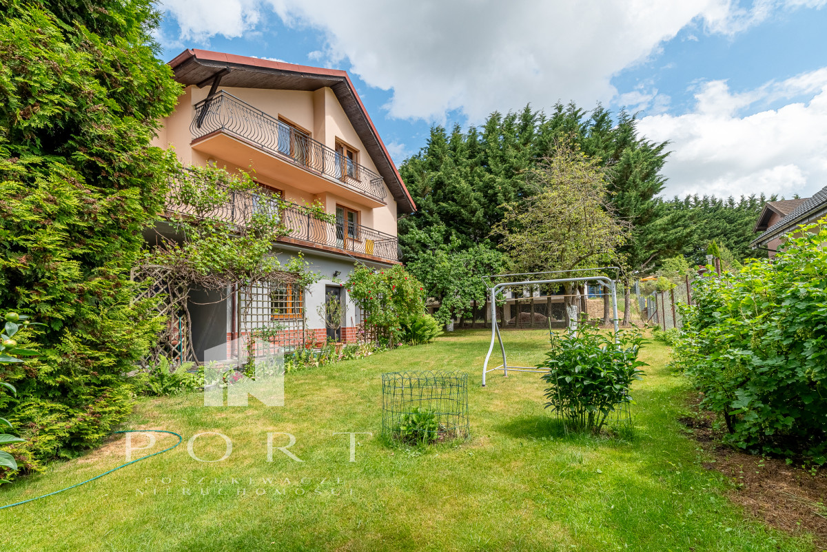 109275836_max.jpg