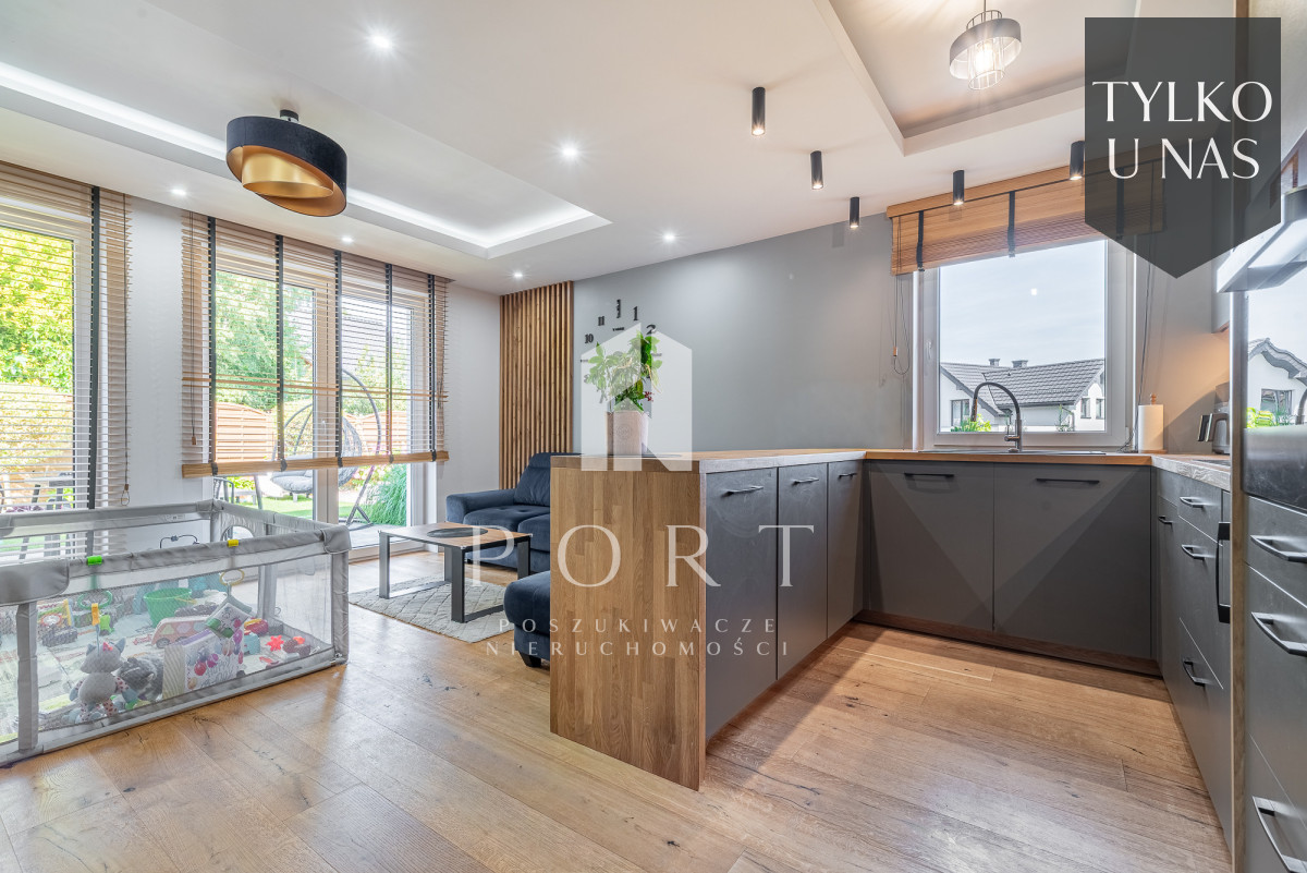 114074807_max.jpg